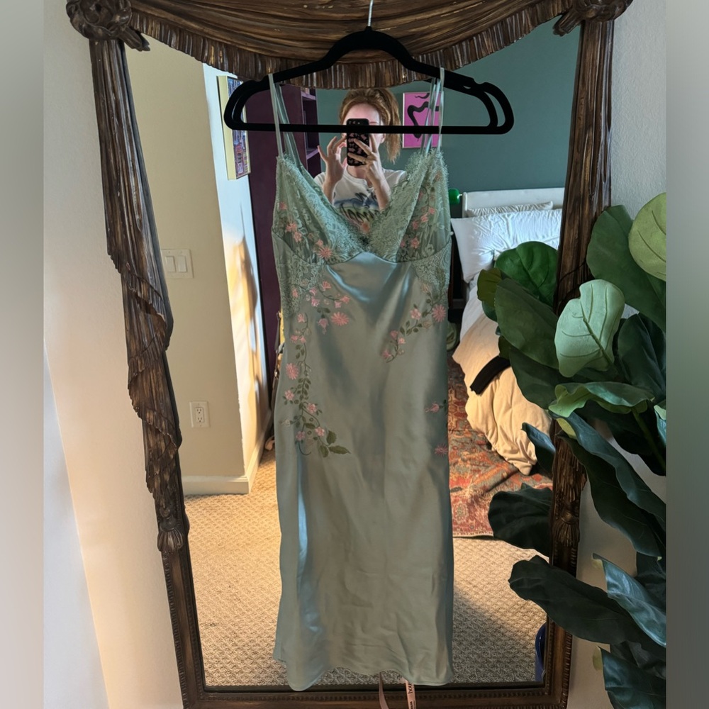 house of CB NEVER WORN.